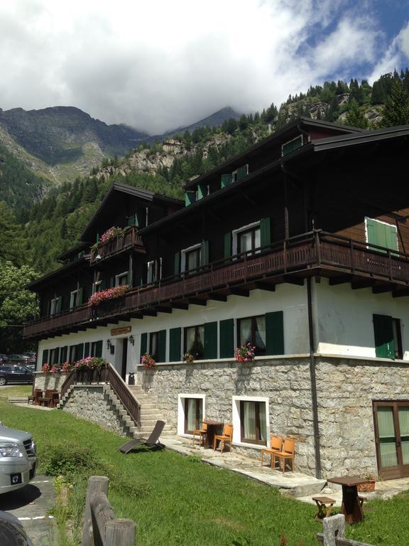 Bed and Breakfast Casa Alpina Don Guanella Macugnaga Exteriér fotografie